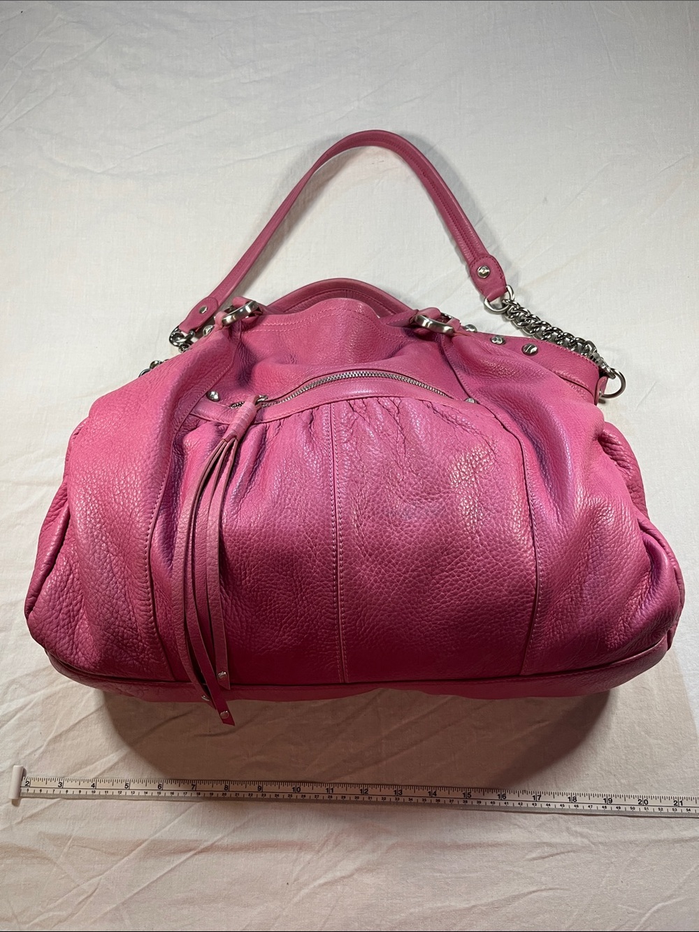 Vibrant CETTU Hot Pink Pebbled Leather Crest Hobo Bag Boho Barbiecore - Picture 10 of 11